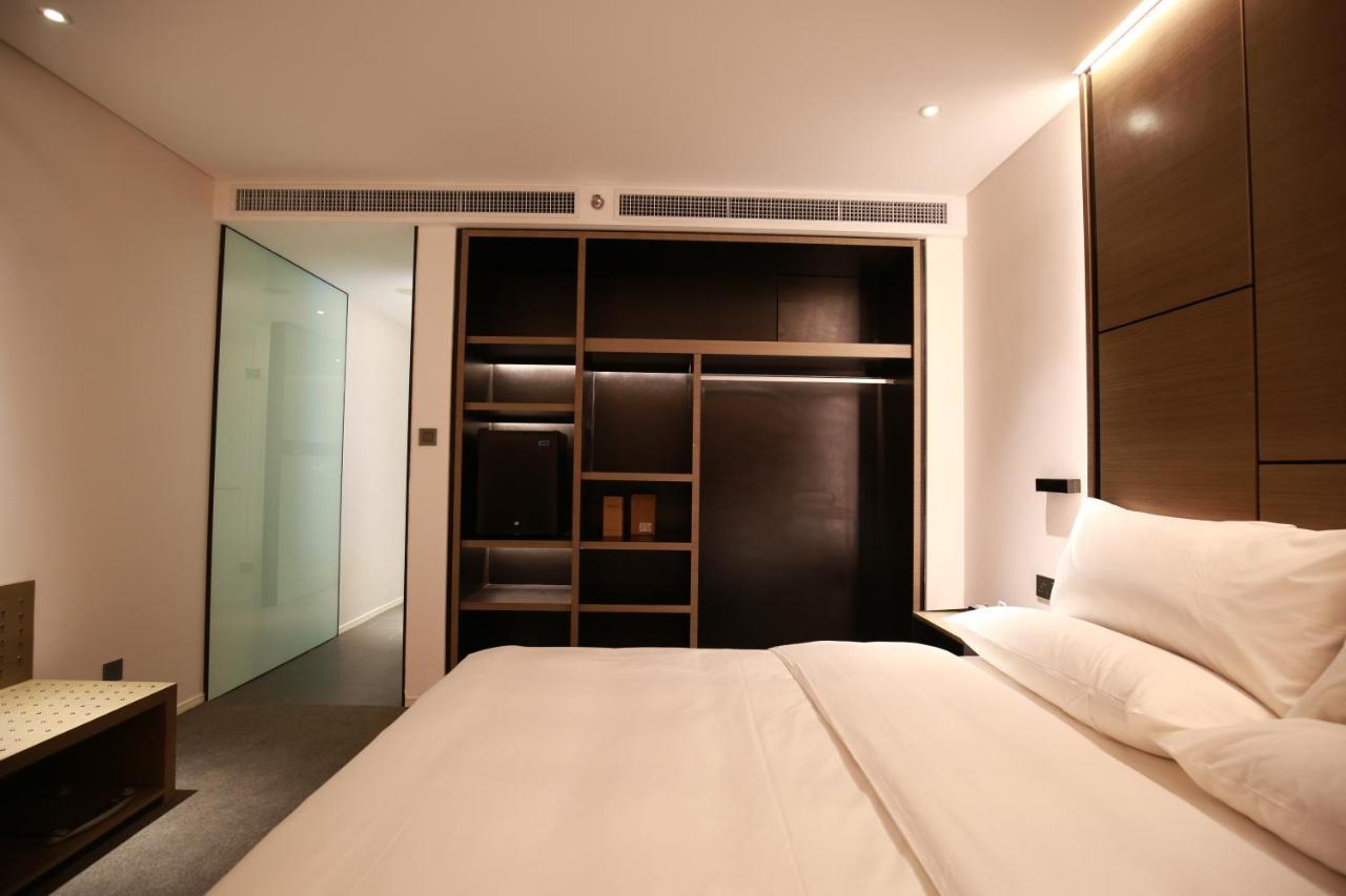 Innside By Melia Zhengzhou Bagian luar foto