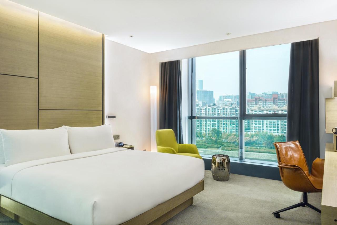Innside By Melia Zhengzhou Bagian luar foto